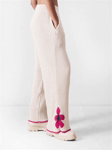 Christmas gifts for people who already have everything | Vogue India