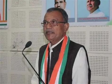 Former Chief Minister Vijay Rupani's defamation suit granted by court ...