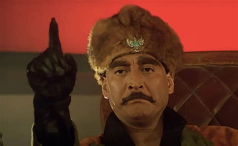 'घातक' के 'कातिया' की पत्नी नहीं किसी हीरोइन से कम, हर एक ड्रेस में ...