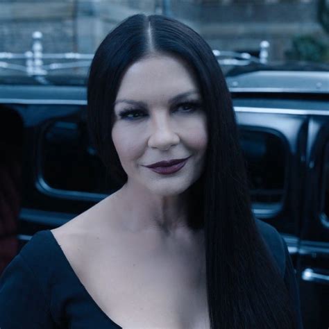 wendesday icon Morticia Addams, Catherine Zeta Jones, Nevermore ...