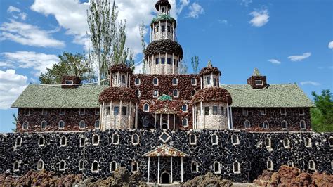 Petersen Rock Garden - Currently Rockhounding