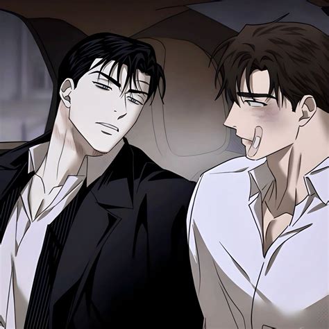 𝐔𝐧𝐝𝐞𝐫 𝐭𝐡𝐞 𝐆𝐫𝐞𝐞𝐧 𝐋𝐢𝐠𝐡𝐭