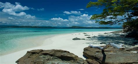 Marina Beach, Marina Beach in Indonesia Holidays Tour Travel