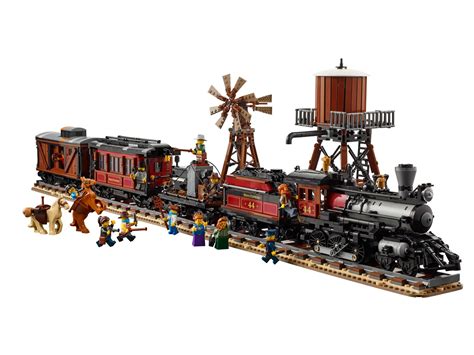 How have LEGO BrickLink Series 4 sets changed from their initial designs?