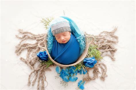 Wrapped in Love: Why Swaddles Are More Than Just Baby Photoshoot Props ...