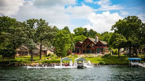 Lake Geneva, Wisconsin Travel Guide