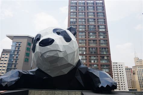 玻璃钢大熊猫雕塑抽象动物小品景观艺术摆件_玻璃钢雕塑 - 欧迪雅凡家具
