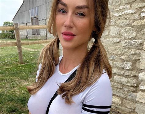 Who Is Eliza Rose Watson? Wiki, Bio, Age, Source Of Income, Height, Modelling Career, — InstaMix ...