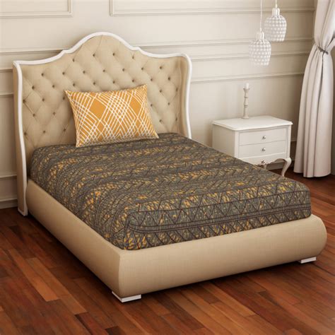 Buy SPACES Atrium Printed 2-Piece Single Bedsheet Set - 152 x 224 cm ...