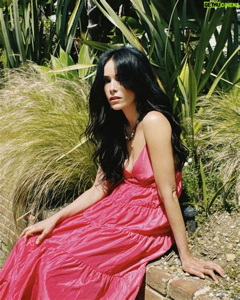 Abigail Spencer Instagram – Fuchsia (/ˈfjuːʃə/, FEW-shə) is a vivid ...