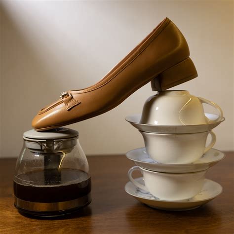 Margot Tan Wide Toe Shoes | Pierre Cardin