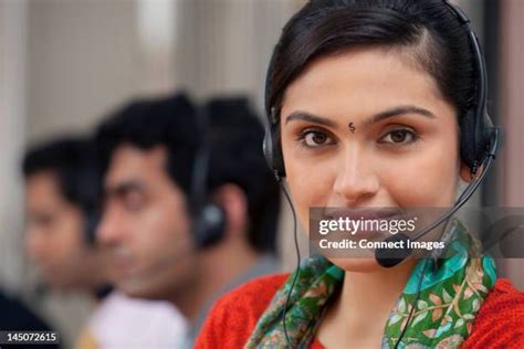 India Call Center Agent 的图像结果