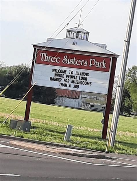 Three Sisters' Park : r/illinois