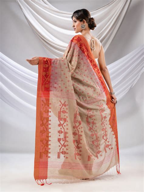 Beige Cotton Handwoven Saree With Jamdani Design – Charukriti