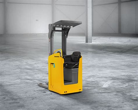 ESC / ESD electric sideways seated stacker