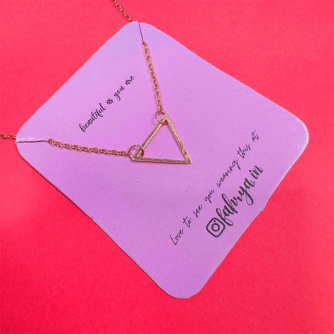 Single Triangle Statement Layered Chain Necklace – Fahrya