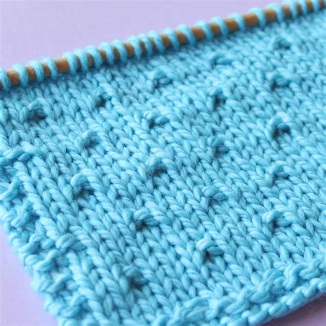Simple Seed Stitch Knitting Pattern - Studio Knit