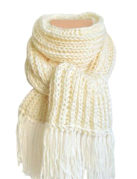 Cozy Woolen Mufflers & Scarves to Keep You Warm in Style