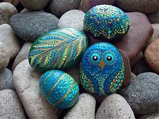 steine bemalen mit acrylfarbe set owl mandala feather spiral egg 4 steine bemalen mit acrylfarbe set owl mandala feather spiral egg 4