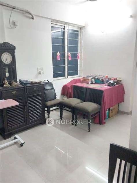 Sky Flama Parel - Without Brokerage Semi-furnished 3 BHK Flat for Sale ...