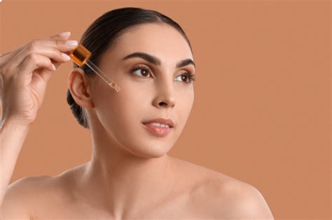 9 Highly Effective Essential Oils for Oiling Skin - IYURVED-IN