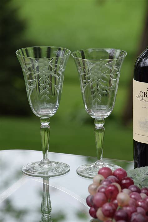 Vintage wine glasses - cachefreeloads