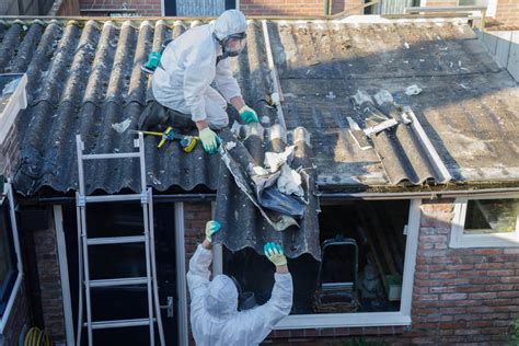 Asbestos removal & surveys in Horley & Smallfield, RH6
