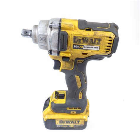 DEWALT DCF894 20-Volt Li-Ion Cordless Brushless 1/2" Mid-Range Impact ...