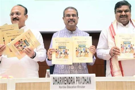 Education minister issues SMC guidelines to boost transparency, raise ...