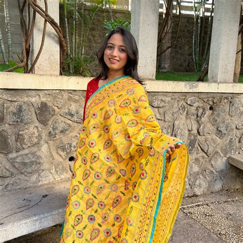 Hand-Embroidered Chanderi Dupatta- Yellow – Phulari