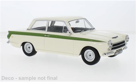 Diecast model cars Lotus Cortina 1/18 MCG Ford MK I weiss/grün RHD 1963 1:18 - Alldiecast.us