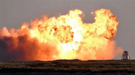SpaceX rocket Starship explodes during landing minutes after successful ...