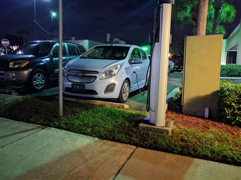 Leesburg Library | Leesburg, FL | EV Station