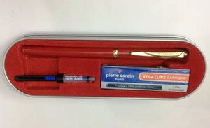 PIERRE CARDIN Momento Gold Trim Red Body Metal Fountain Pen - Buy ...