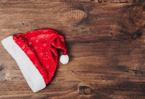 Christmas hat Photos - Download Free High-Quality Pictures | Freepik