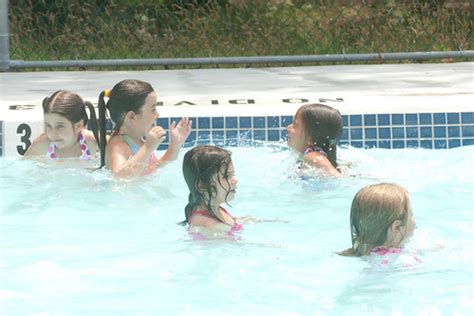 Day Camp Swimming 的图像结果