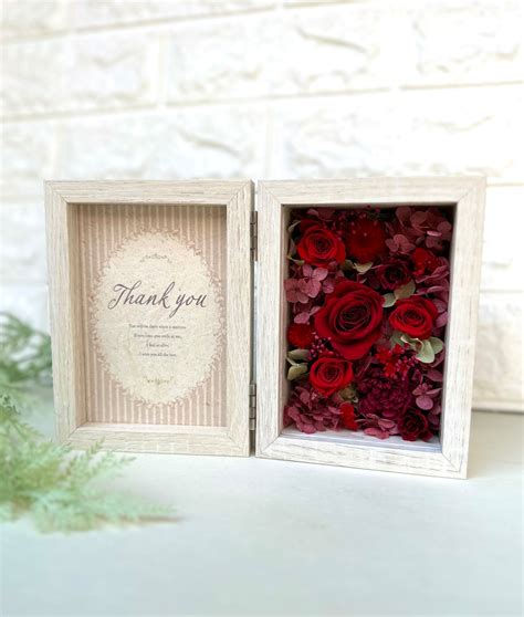 記念日に！フラワーフォトフレーム・レッド | Flower Windmolen