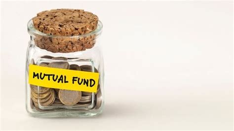 Mutual funds: How dynamic asset allocation funds provide a feasible ...