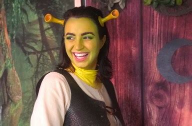 ASMR Gibi Shrek 的图像结果