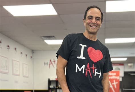 Dunkin' Franchise Review 2022 | Costs, Profits and Comparisons