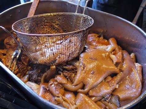 Street Gourmet LA: Carnitas El Momo Brings Artisanal Craft to the ...