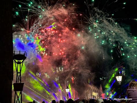 EPCOT Fireworks 2024: New Luminous Show, Dining Packages Available Now