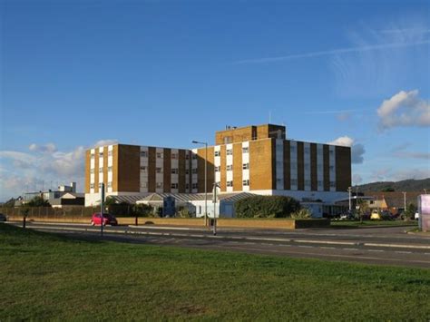 BEST WESTERN ABERAVON BEACH HOTEL (Port Talbot) - Hotel Reviews, Photos ...