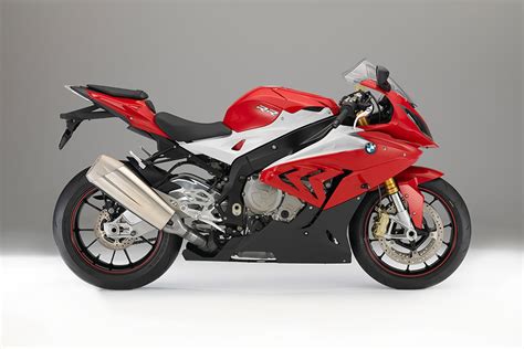 BMW S1000RR (2015-on) Review | Speed, Specs & Prices | MCN