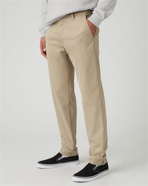 Xx Chino Standard Taper Tech+ Pants - Khaki | Levi's® FI