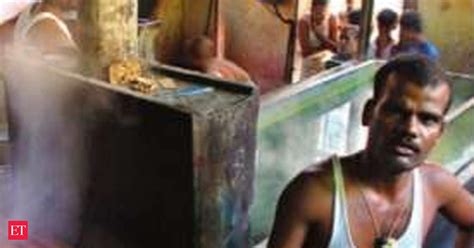 Dying Professions: Silk dyeing fading fast in city - The Economic Times
