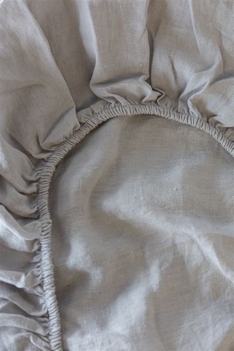 Linen Fitted Sheet - suki.collective