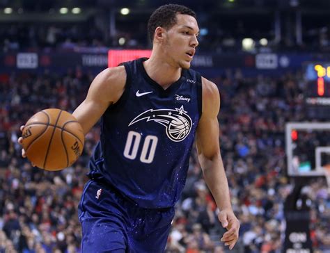 Aaron Gordon | CelebReligions.com