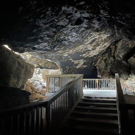 Lovelock Cave in Lovelock, NV (With Photos)