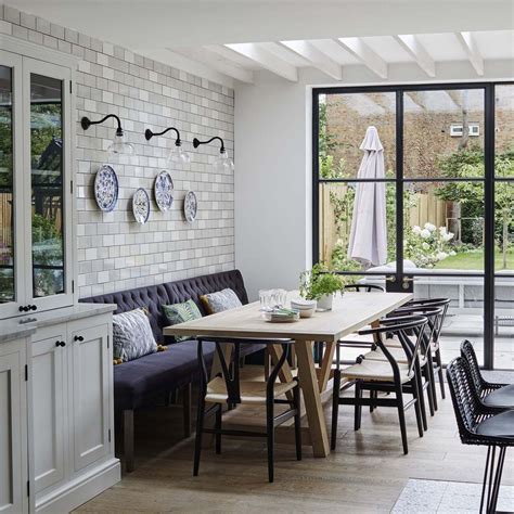 Maximize Your Dining Area: Creative Banquette Table Ideas for Small Spaces - Wave Sold